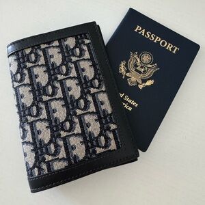 BRAND NEW Authentic Christian Dior Navy Gray Passport Holder